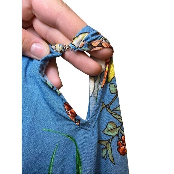 Xhilaration Bright Blue Floral Romper - Picture 5 of 10